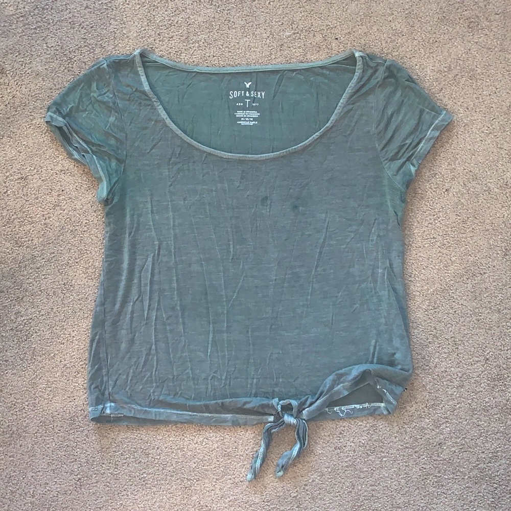 Army green soft and sexy T-shirt from American Eagle size medium